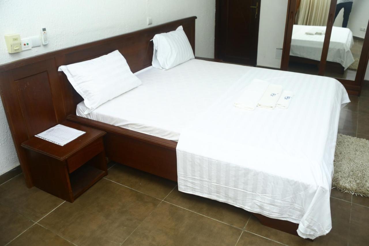 Amazing Grace Residence Cotonou Luaran gambar